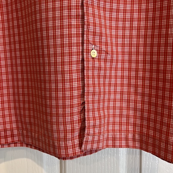 Quicksilver Red and White Plaid Button Up Men’s Large - Picture 4 of 12